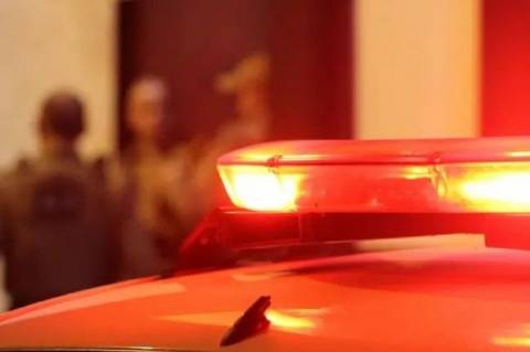 Mulher mata homem com golpes de faca em Alegre e alega que defendia seu filho