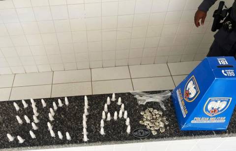 Polícia Militar apreende drogas em Bom Jesus do Norte e dois suspeitos fogem