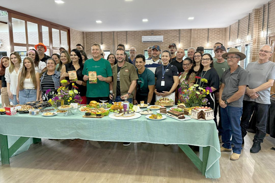 Apresentação gastronômica reúne imprensa e participantes do festival em Ibitirama.