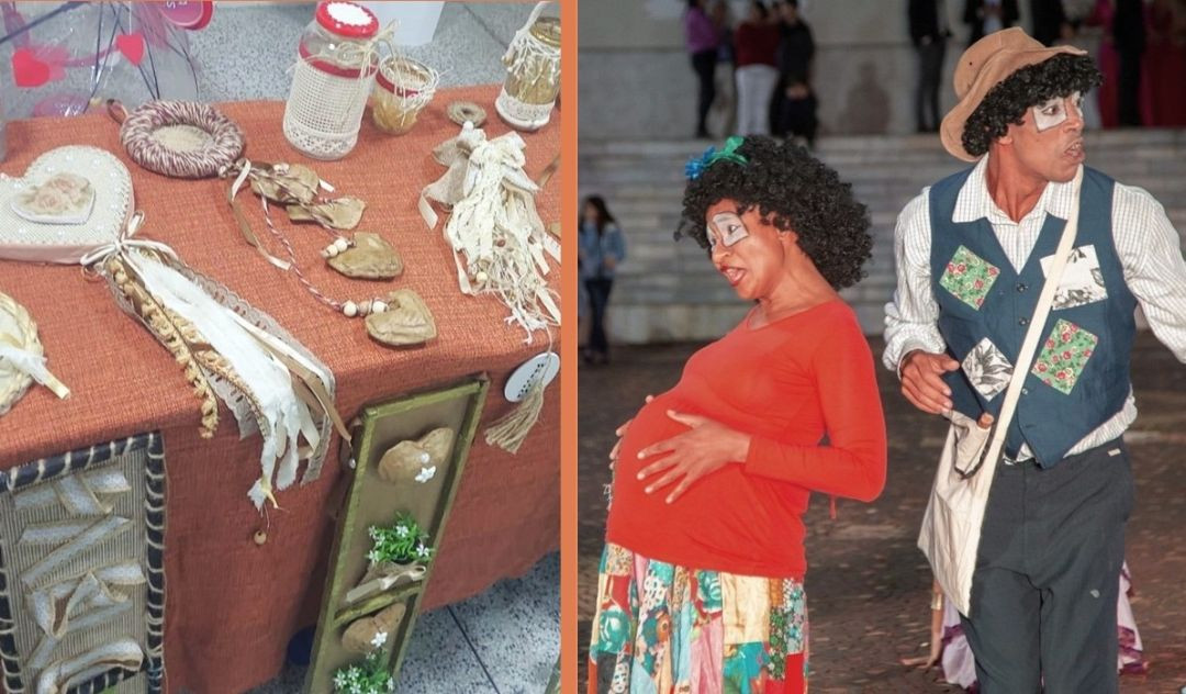 Montagem com duas imagens, contendo produtos de artesanato expostos, da oficina com alunos do AEE, da Escola Deolinda Amorim de Oliveira, em uma mesa, ao lado de dois atores caracterizados como personagens do espetáculo “Bumba Meu Boi”, durante apresentação teatral.