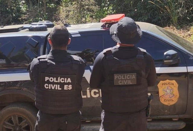 Viatura da Polícia Civil durante operação e prisão de suspeito de tentativa de homicídio em zona rural de Iúna