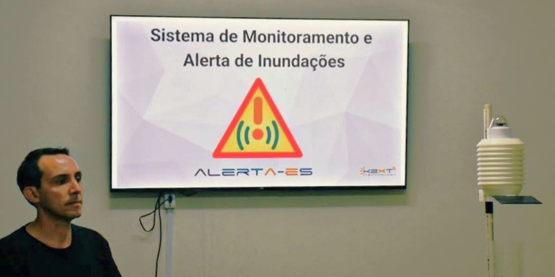 Tela de exibição com a marca do Sistema AlertaES e a mensagem 
