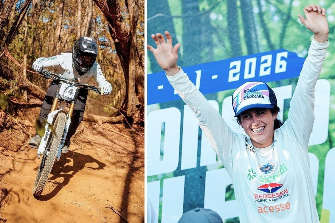 Imagem dividida. À esquerda, ciclista em velocidade em curva fechada de terra entre árvores. À direita, atleta sorrindo com os dois braços erguidos em comemoração no painel do campeonato, vestindo camisa branca e boné do Bolsa Atleta Capixaba.