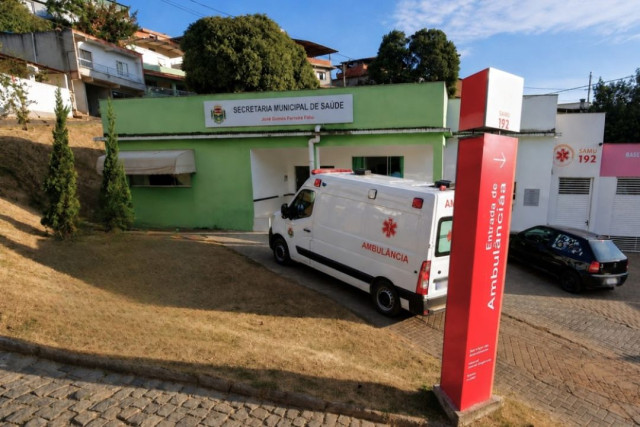 Farmácia Básica de Dores do Rio Preto registra mais de 5 mil atendimentos