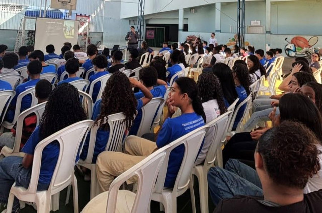 Polícia Militar promove ciclo de palestras sobre prevenção e carreira em escolas de Guaçuí